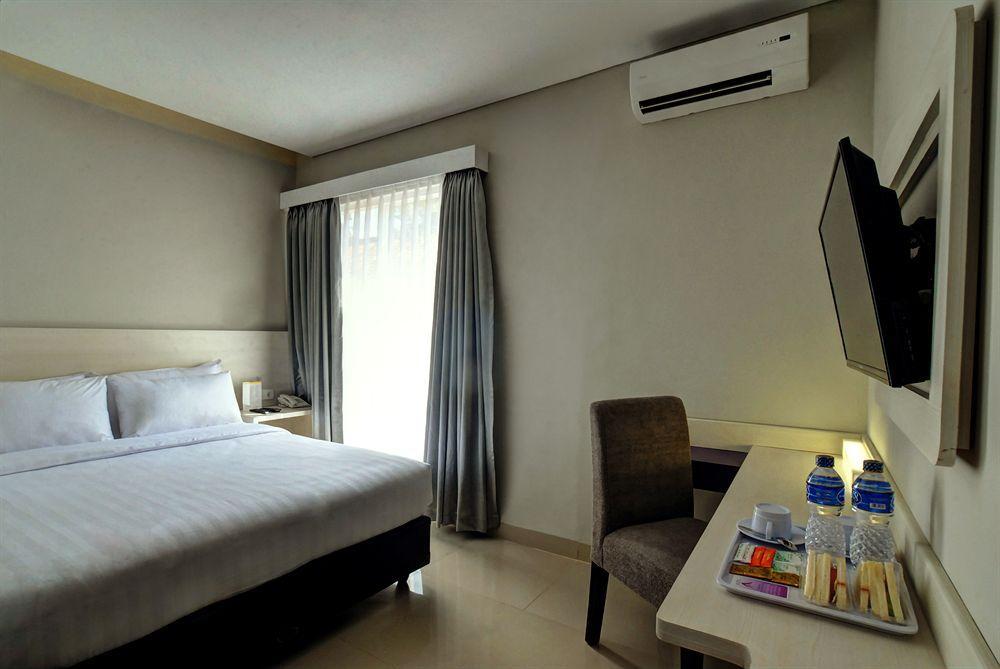 Vio Hotel Veteran Бандунг Екстериор снимка