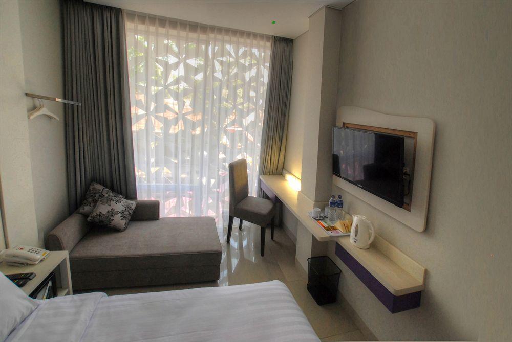 Vio Hotel Veteran Бандунг Екстериор снимка